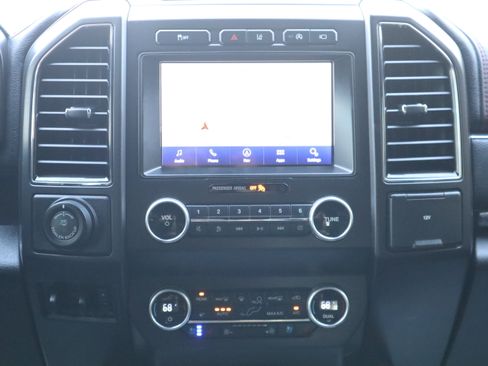 Used 2021 Ford Expedition Limited RWD image 14