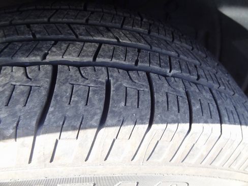 Used 2021 Honda CR-V EX-L image 13