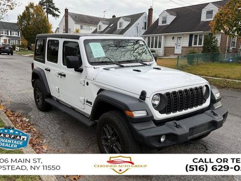 Used 2024 Jeep Wrangler Sport S image 4