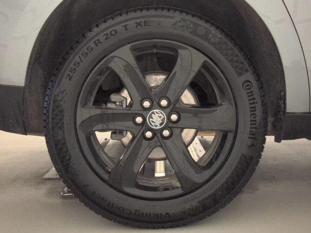Used 2023 Buick Enclave Essence w/ Experience Buick Package AWD/4WD image 41