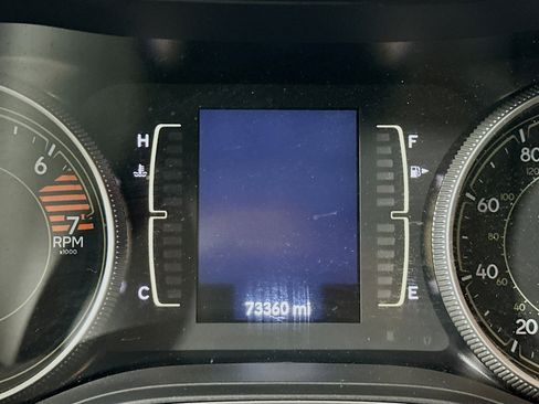 Used 2021 Jeep Cherokee Latitude image 18