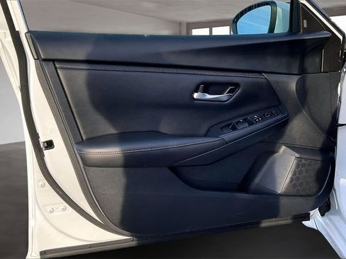 Used 2023 Nissan Sentra SV w/ All-Weather Package image 19