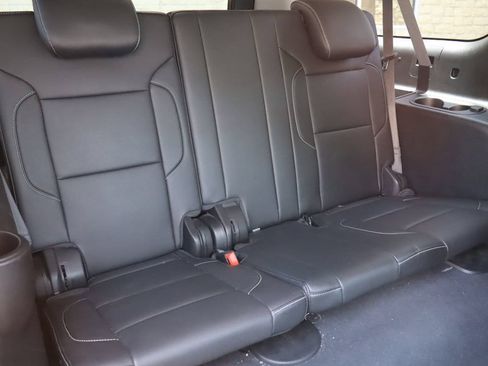 Used 2019 Chevrolet Suburban Premier AWD/4WD image 20