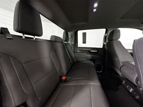 Used 2025 Chevrolet Silverado 2500 LT w/ Convenience Package AWD/4WD image 37