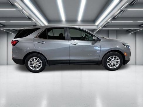 Used 2024 Chevrolet Equinox LT AWD/4WD image 1