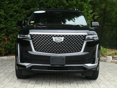 Used 2024 Cadillac Escalade Premium Luxury w/ LPO, Floor Liner Package AWD/4WD image 10