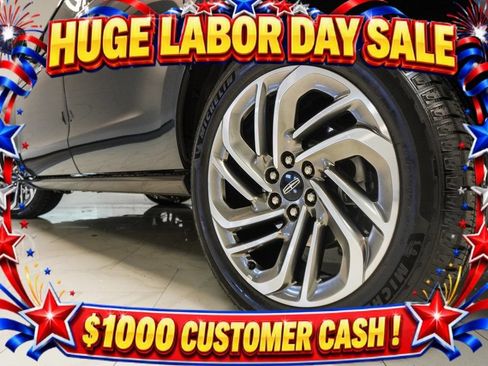 Used 2025 Lincoln Navigator L Reserve AWD/4WD image 39