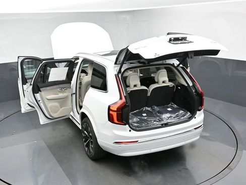 New 2026 Volvo XC90 B6 Ultra w/ Protection Package image 52