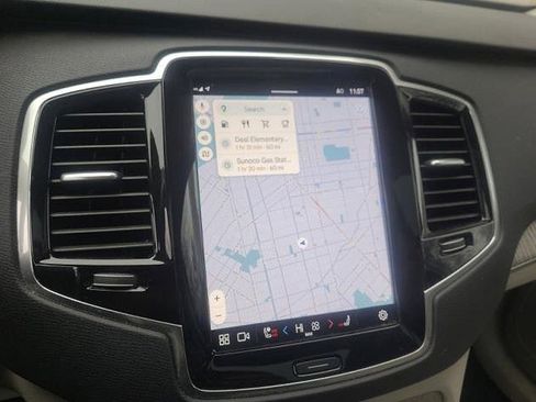 Certified 2024 Volvo XC90 B6 Plus w/ Protection Package image 13