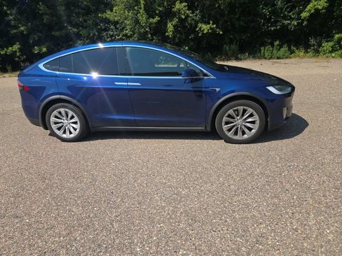 Used 2019 Tesla Model X AWD/4WD image 20
