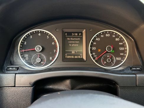 Used 2013 Volkswagen Tiguan S AWD/4WD image 24