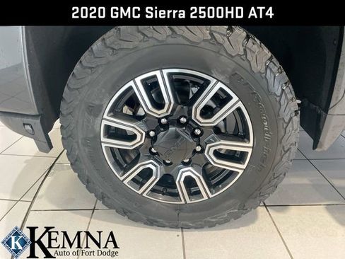 Used 2020 GMC Sierra 2500 AT4 w/ AT4 Premium Package image 41