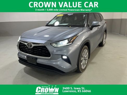 Used 2021 Toyota Highlander Limited AWD/4WD image 1