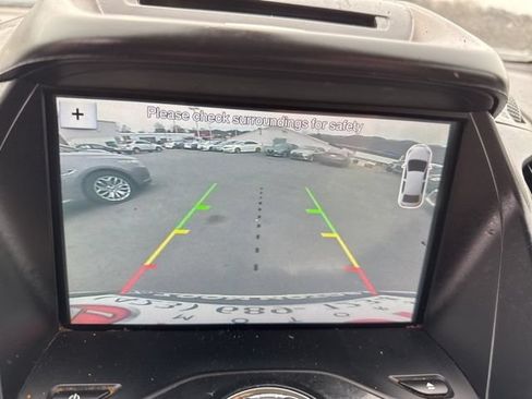 Used 2017 Ford Escape Titanium AWD/4WD image 18