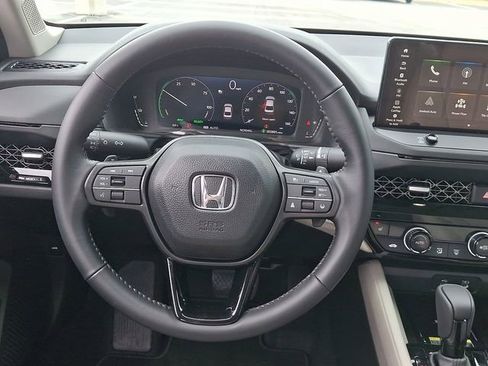 Used 2025 Honda Accord EX-L image 19