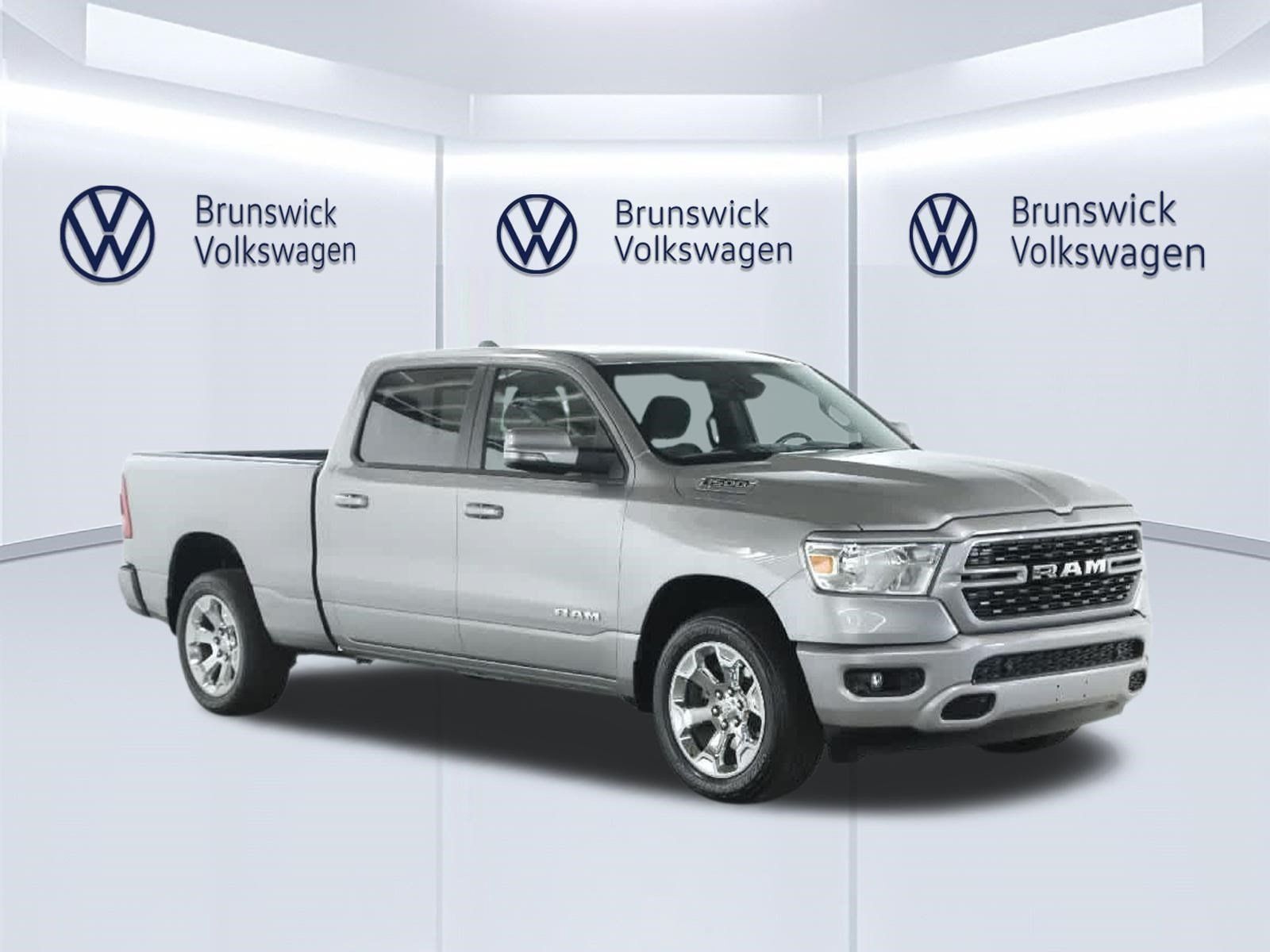 Used 2024 RAM 1500 Big Horn AWD/4WD image 9
