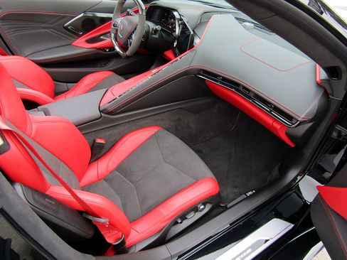 Used 2024 Chevrolet Corvette Z06 image 13