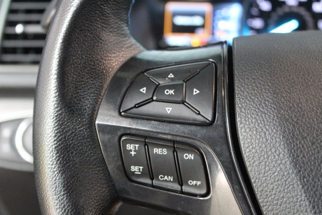 Used 2019 Ford Explorer XLT AWD/4WD image 17