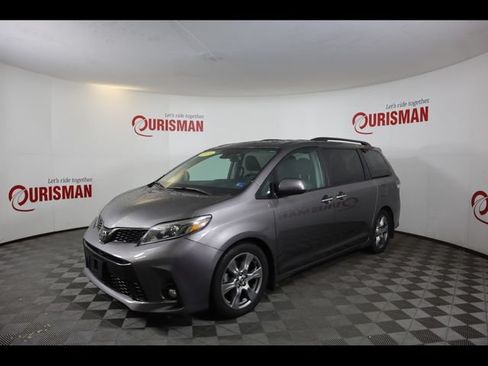 Used 2019 Toyota Sienna SE Premium FWD image 4