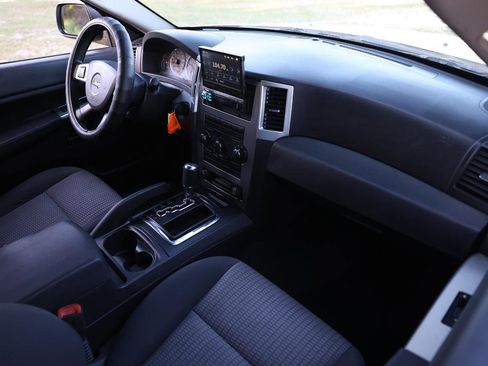 Used 2008 Jeep Grand Cherokee Laredo image 14