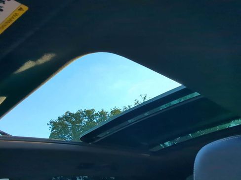 Used 2022 Volkswagen Atlas Cross Sport SE image 20