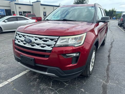 Used 2018 Ford Explorer XLT w/ Equipment Group 202A AWD/4WD image 50