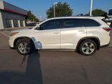 Used 2016 Toyota Highlander Limited image 3