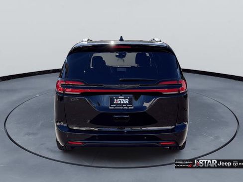 New 2026 Chrysler Pacifica Limited w/ Uconnect Theater Family Group FWD image 6
