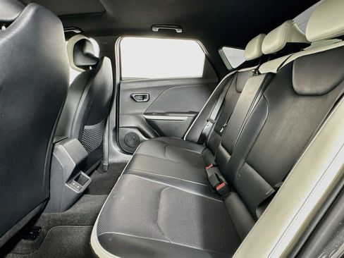 Used 2026 Kia K4 GT-Line w/ GT-Line Premium Package FWD image 11