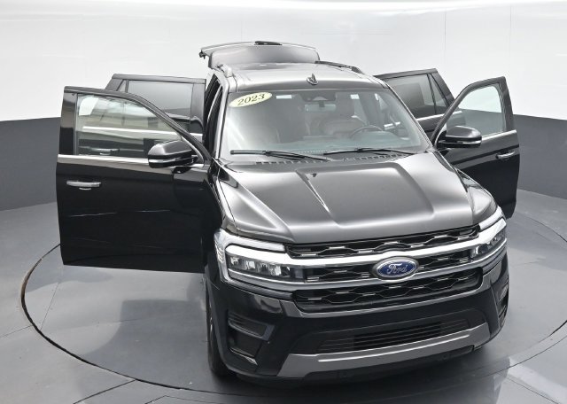 Used 2023 Ford Expedition Limited AWD/4WD image 58