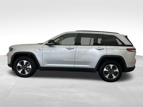 Used 2024 Jeep Grand Cherokee Limited 4xe AWD/4WD image 2