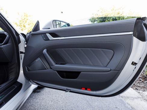 Used 2024 Porsche 911 Turbo image 33