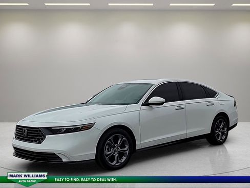 Used 2024 Honda Accord EX image 8