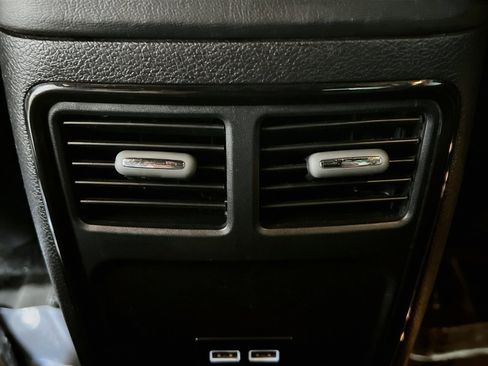 Used 2016 Dodge Charger R/T w/ Navigation & Travel Group RWD image 19