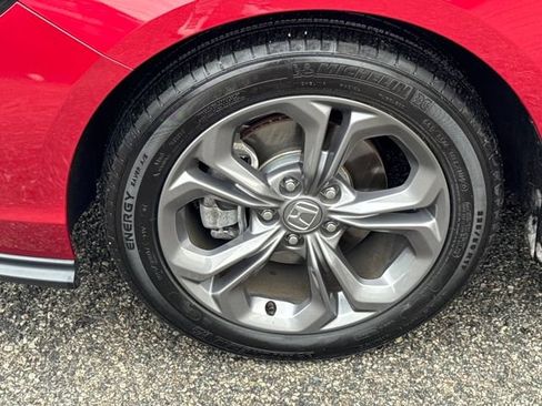 Used 2024 Honda Accord EX image 2