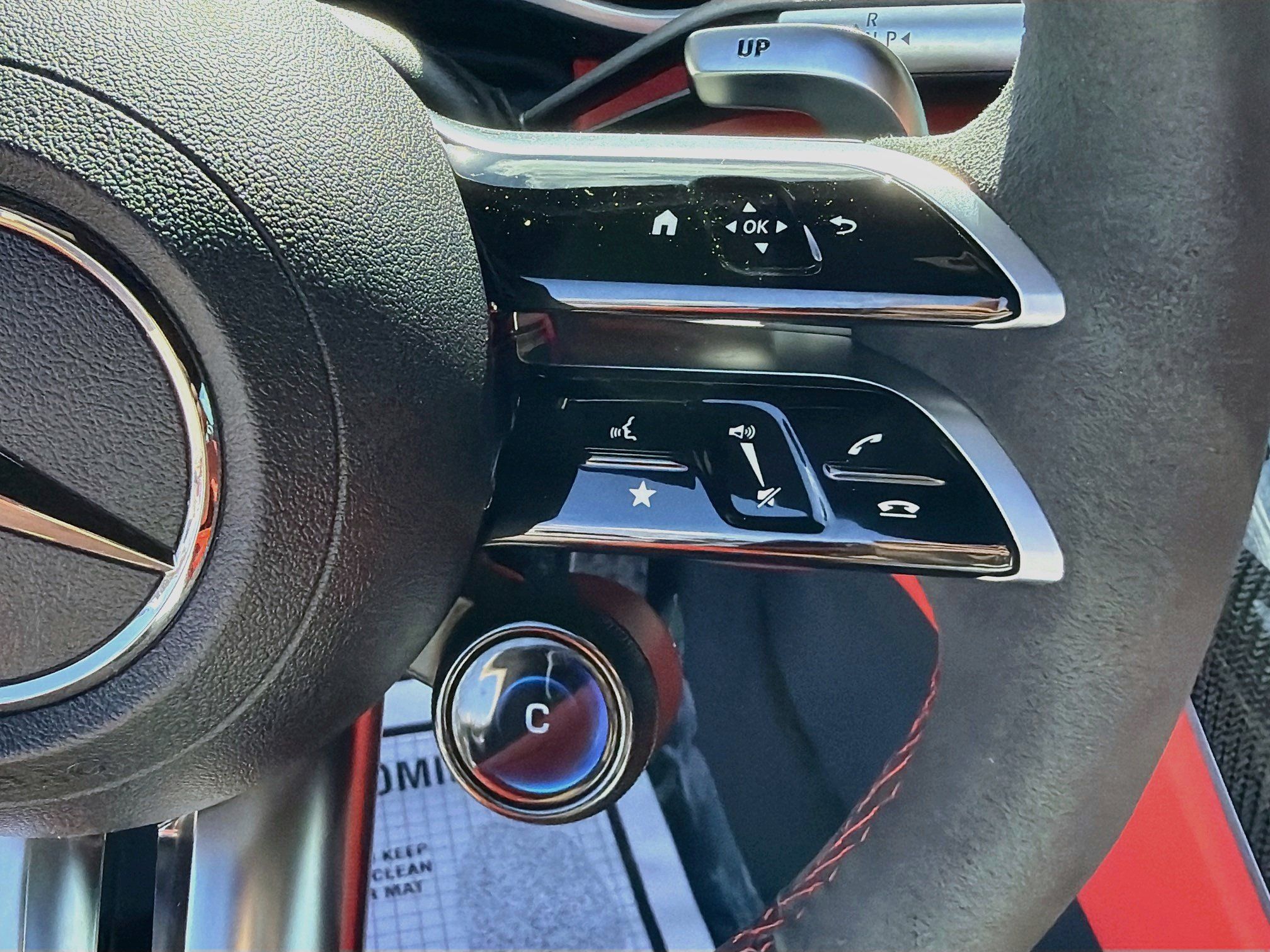 Used 2025 Mercedes-Benz AMG GT 63 image 38