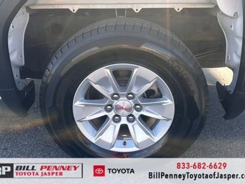 Used 2021 GMC Sierra 1500 4x4 Double Cab w/ Sierra Value Package image 9