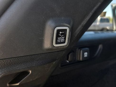 Used 2023 Jeep Grand Cherokee Overland w/ Advanced Protech Group III AWD/4WD image 33