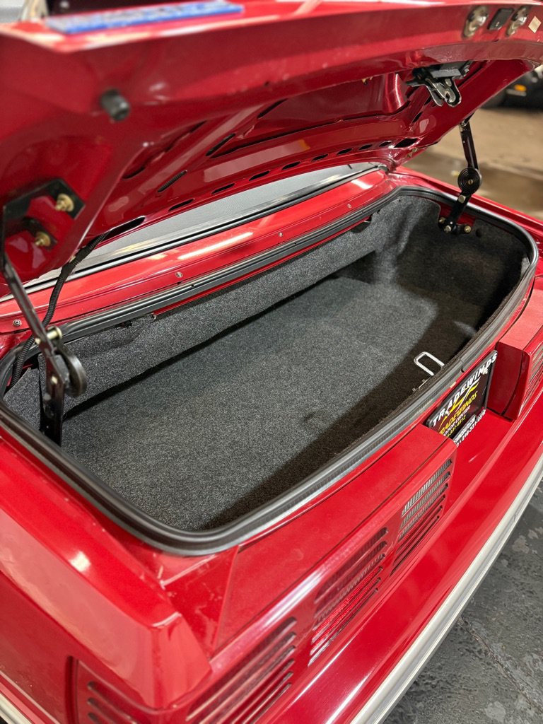 Used 1987 Ford Mustang GT RWD image 12