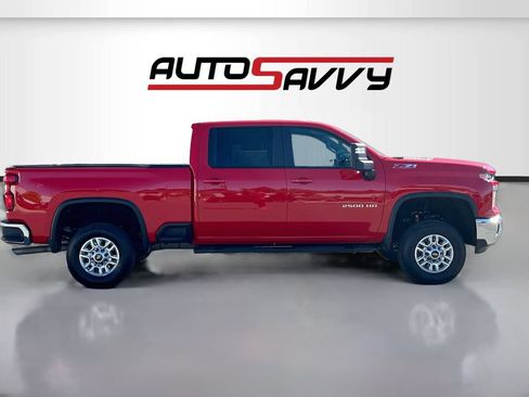 Used 2025 Chevrolet Silverado 2500 LT w/ Safety Package AWD/4WD image 8