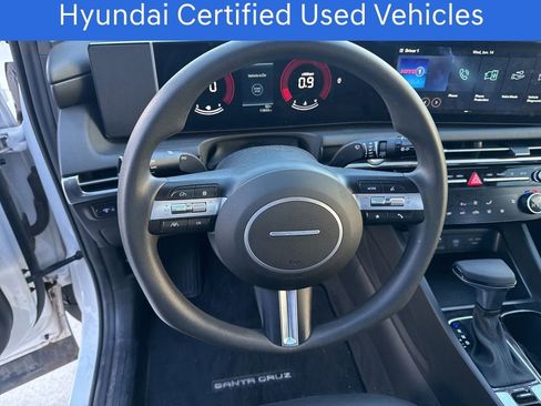 Certified 2025 Hyundai Santa Cruz SEL image 24