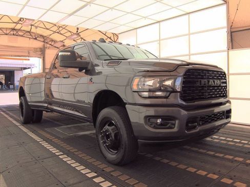 Used 2024 RAM 3500 Big Horn w/ Night Edition AWD/4WD image 4