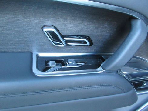 Used 2023 Land Rover Range Rover SE AWD/4WD image 42