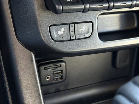 Used 2019 Chevrolet Colorado ZR2 image 26