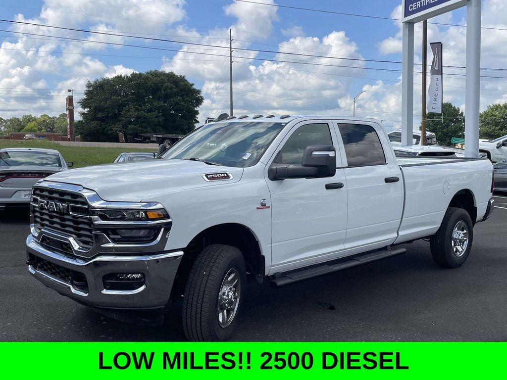 Used 2025 RAM 2500 Tradesman AWD/4WD image 7