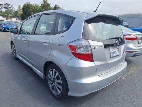 Used 2013 Honda Fit Sport image 4