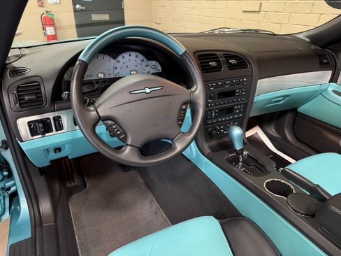 Used 2002 Ford Thunderbird image 56