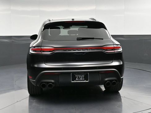 Certified 2022 Porsche Macan S image 7