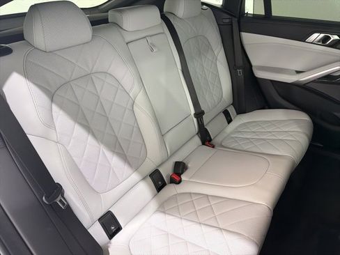 Certified 2024 BMW X6 xDrive40i w/ Executive Package image 22