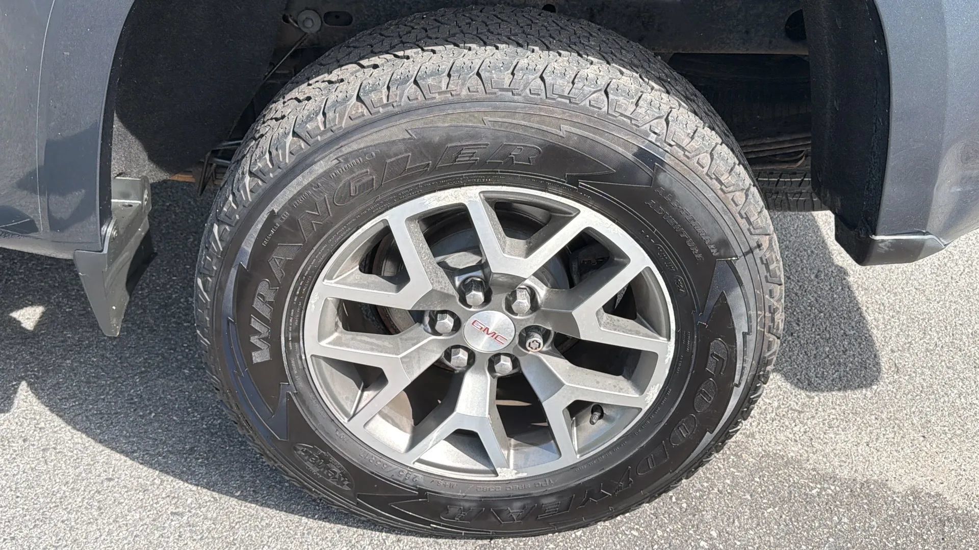 Used 2019 GMC Canyon All Terrain w/ Trailering Package AWD/4WD image 12